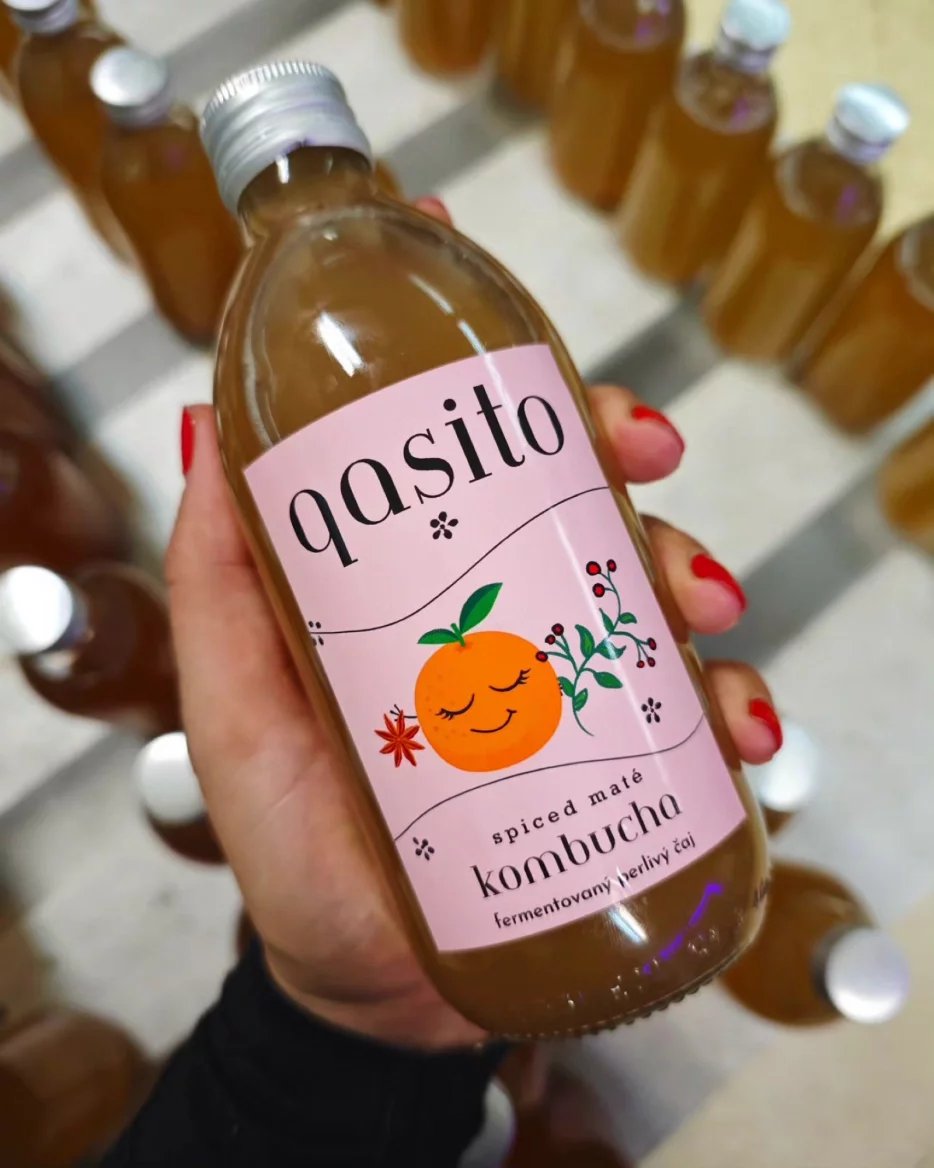 Limitovaná edice kombuche od Qasito