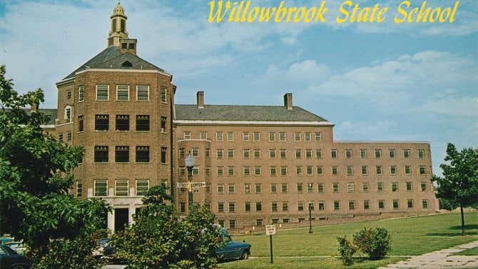 státní škola Willowbrook