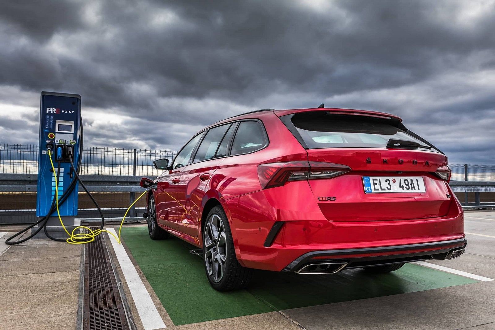 2020-10-skoda-octavia-rs-iv-test-15.jpg