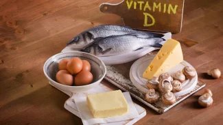 Vitamín D je zásadní pro naši imunitu. V zimě ho má většina lidí nedostatek. Dobrým zdrojem jsou tučné ryby.