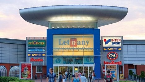 Náhledový obrázek - Miliardový obchod: Tesco prodalo největší obchodní centrum v Česku