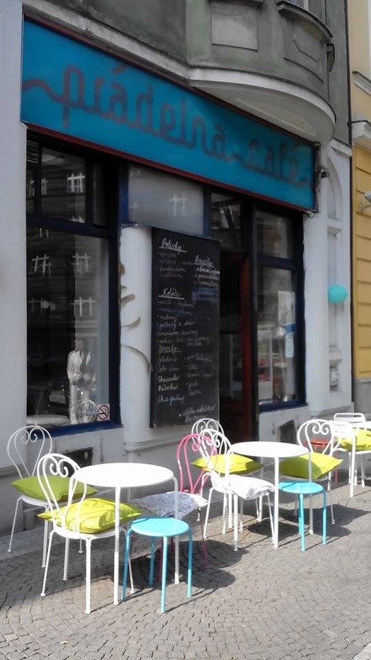 Prádelna Café: Lidé si k nám chodí prát prádlo