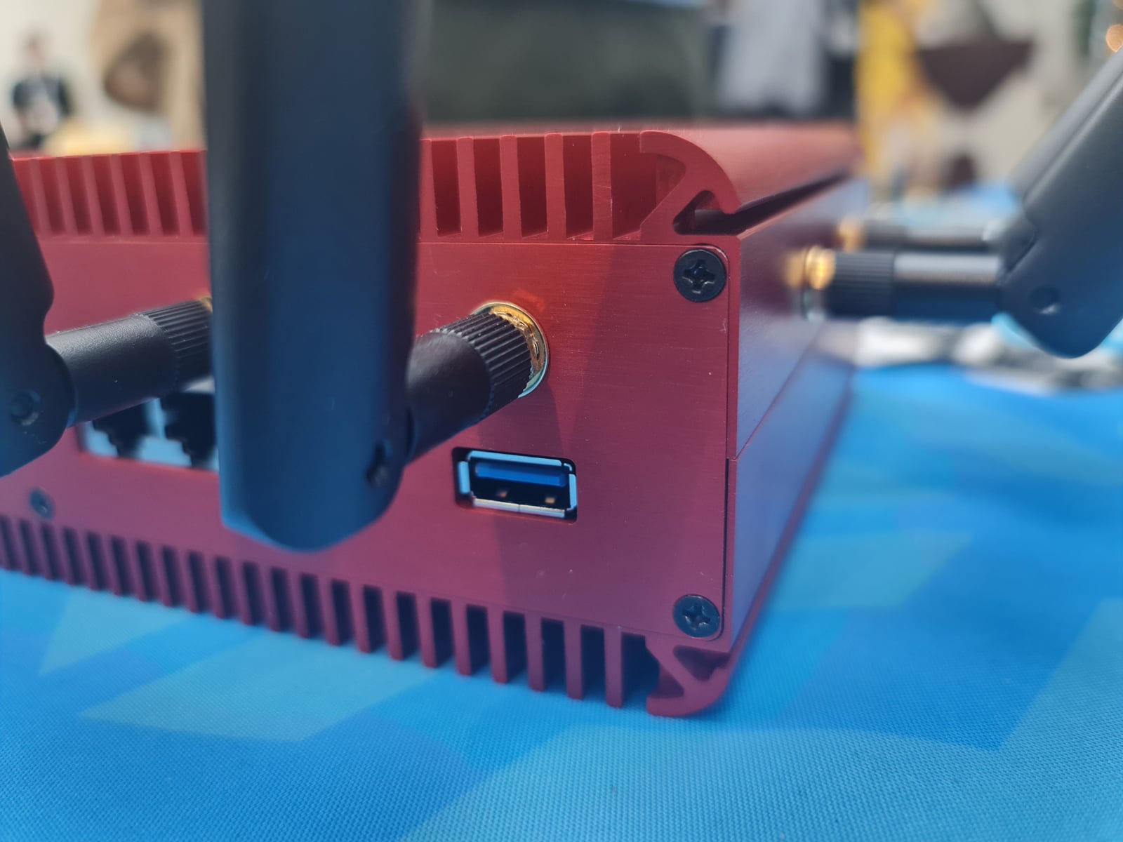 Wi-Fi router Turris II od CZ.NIC