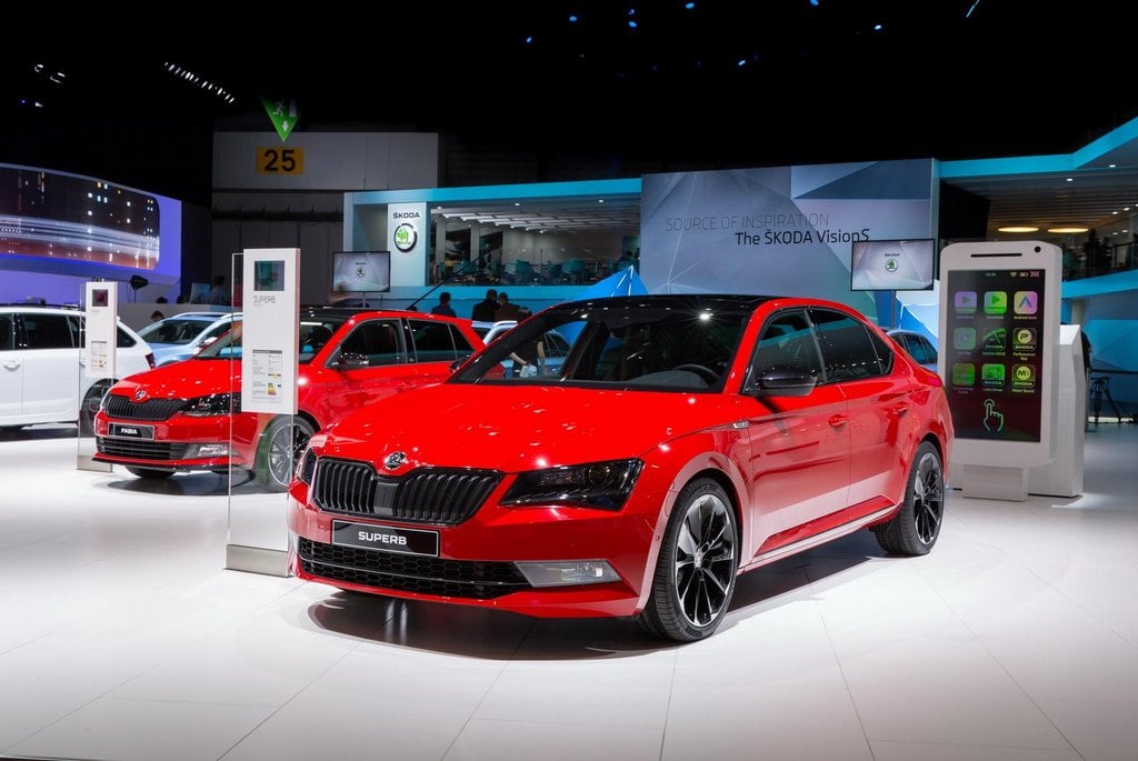 2014-11-c5a1koda-fabia-scoutline-a-superb-sportline-1.jpg