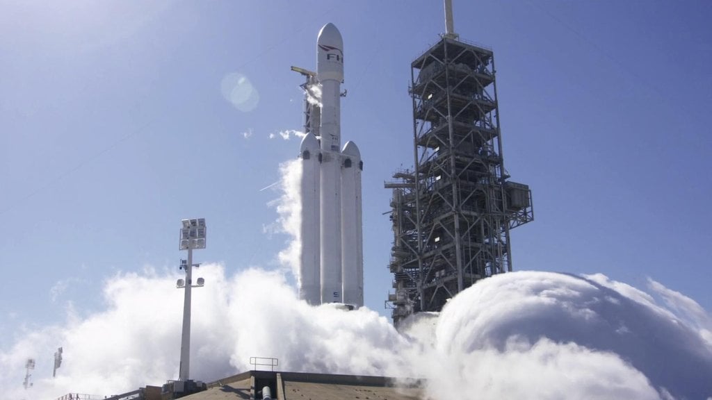 2013-09-falcon-heavy-2.jpg