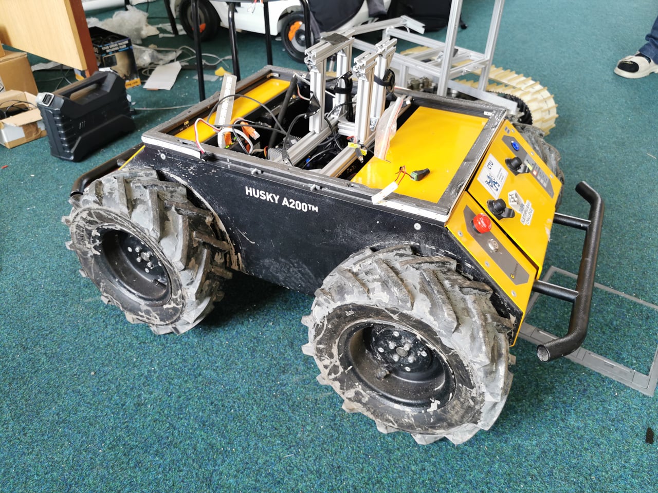 Roboti z Fakulty elektrotechnické na ČVUT