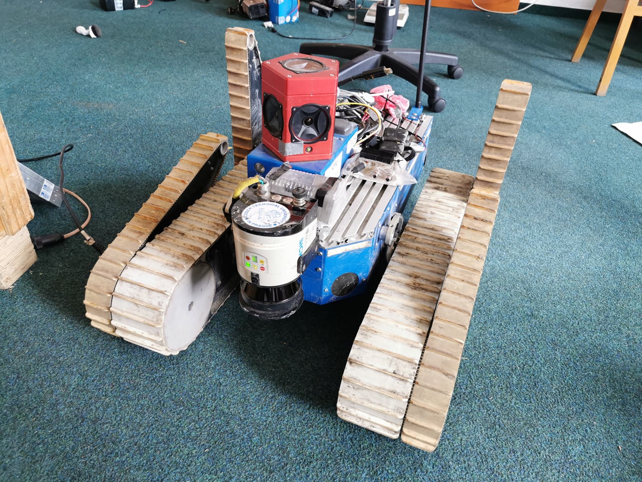 Roboti z Fakulty elektrotechnické na ČVUT