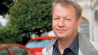 Náhledový obrázek - Němeček informoval vládu o opatřeních proti šíření eboly v ČR