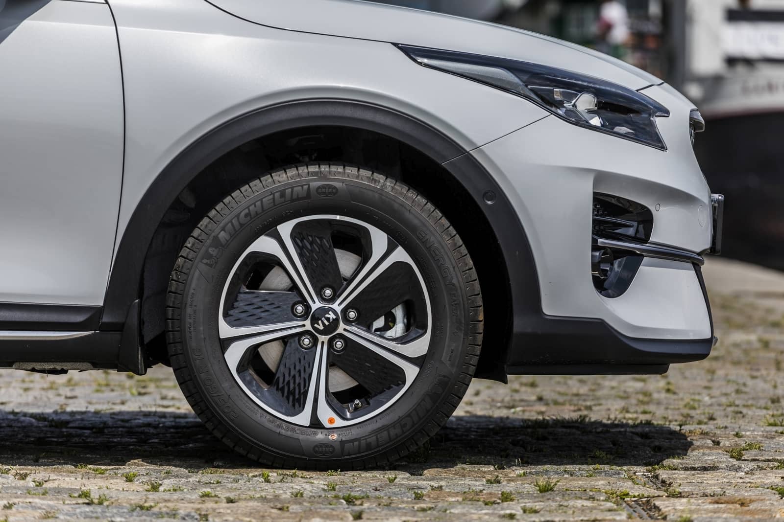 2020-10-aDMB2020_Kia-Xceed-Hybrid-4070.jpg