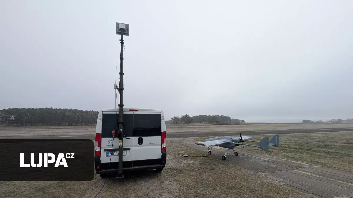Zlaté české ručičky vytvořily mobilní vysílač z letícího dronu. Připojit ho chtějí i na “evropský Starlink„
