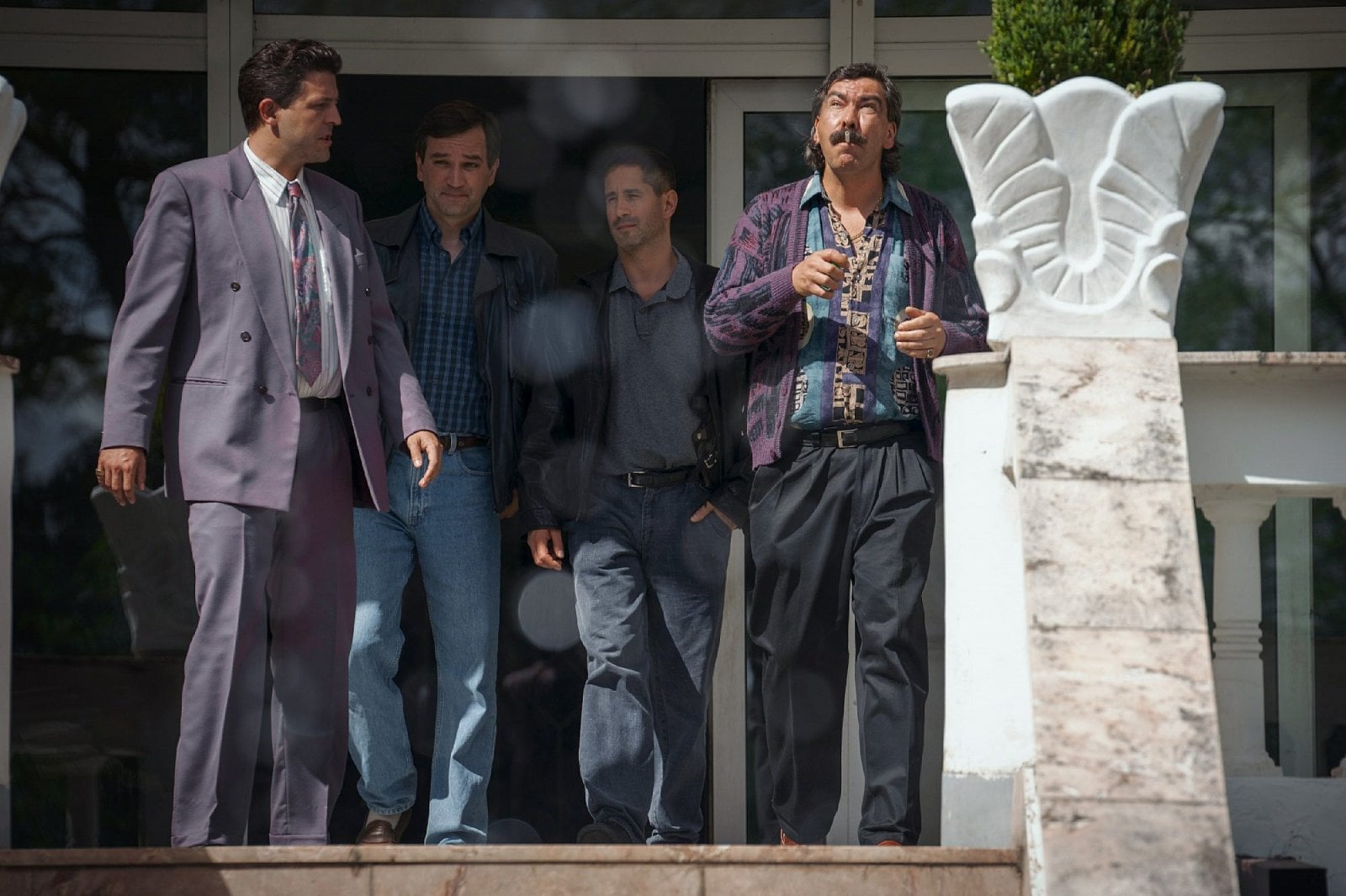 Seriál Devadesátky (2022)