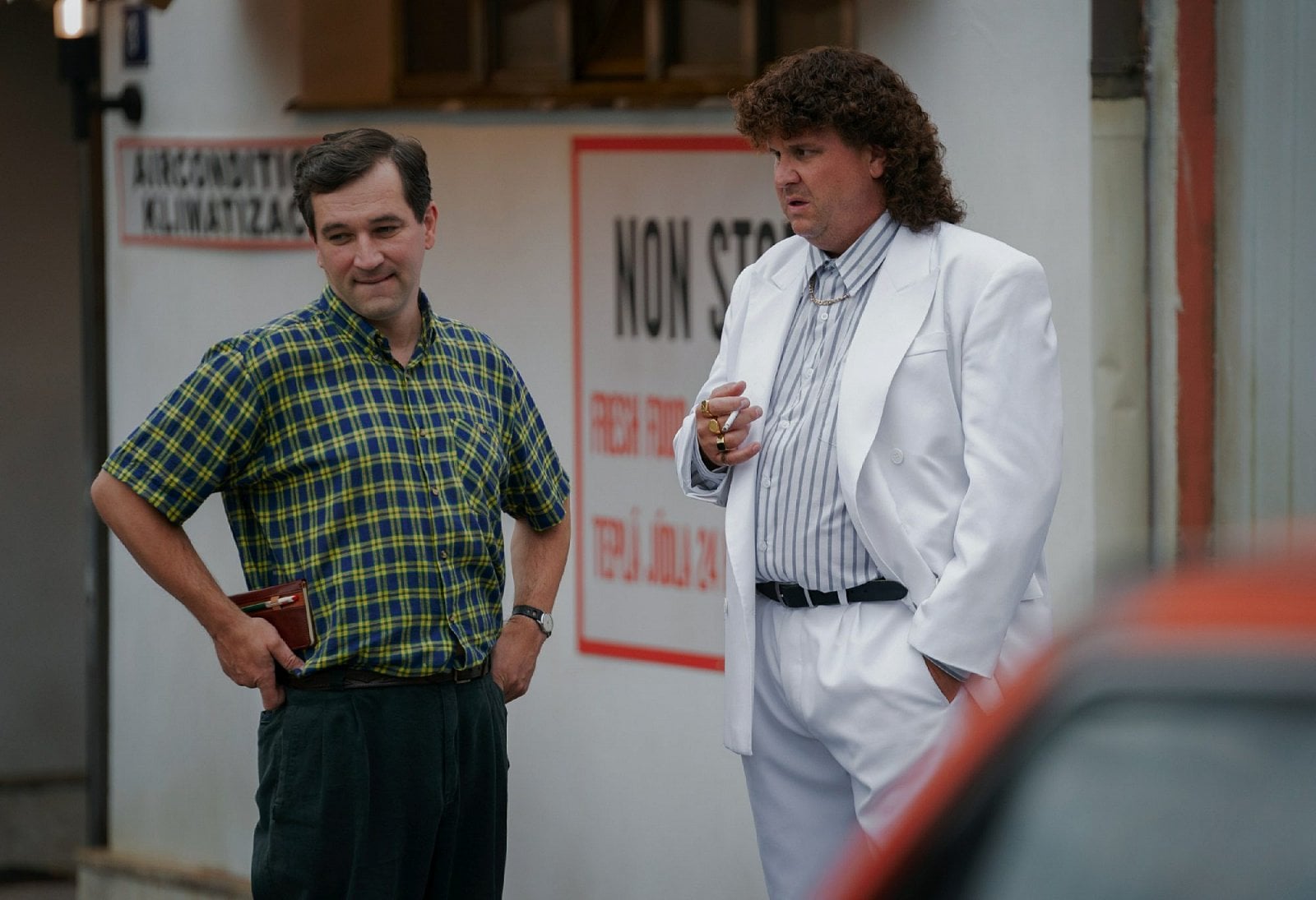 Seriál Devadesátky (2022)