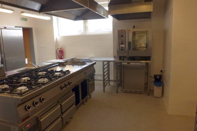 Profesionální kuchyně realizované firmami GASTROFORM a MAVA.