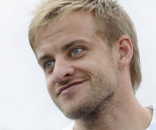 2011-06-s-hokejisty-jaroslavle-zahynuli-v-letadle-i-c48dec5a1tc3