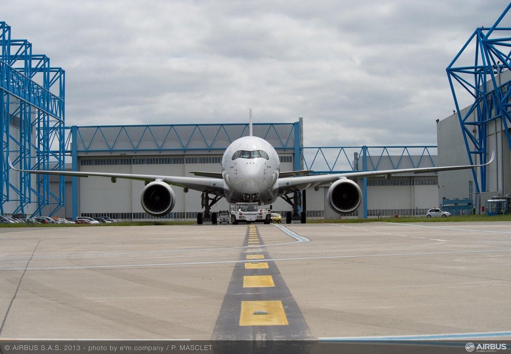 2019-04-vc3bdvoj-airbusu-a350-4.jpg