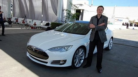 Náhledový obrázek - Zelený luxus z veřejných peněz. Musk je nově chce i pro SolarCity