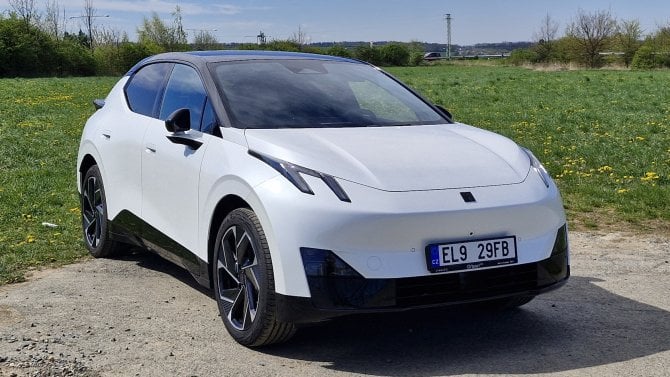 Test: Lynk & Co 02 More (200 kW) chce Evropany přesvědčit o tom, že elektromobil z Číny je nejlepší