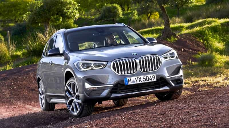 Také BMW X1 dostalo při faceliftu větší ledvinky a plug-in hybridní provedení