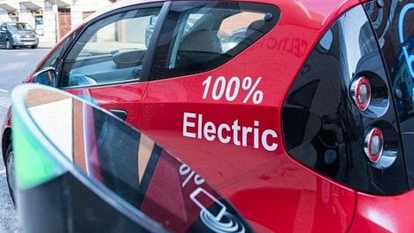 Náhledový obrázek - Elektromobily se vyplatí. Už po 4 letech provozu poráží auta s běžným motorem