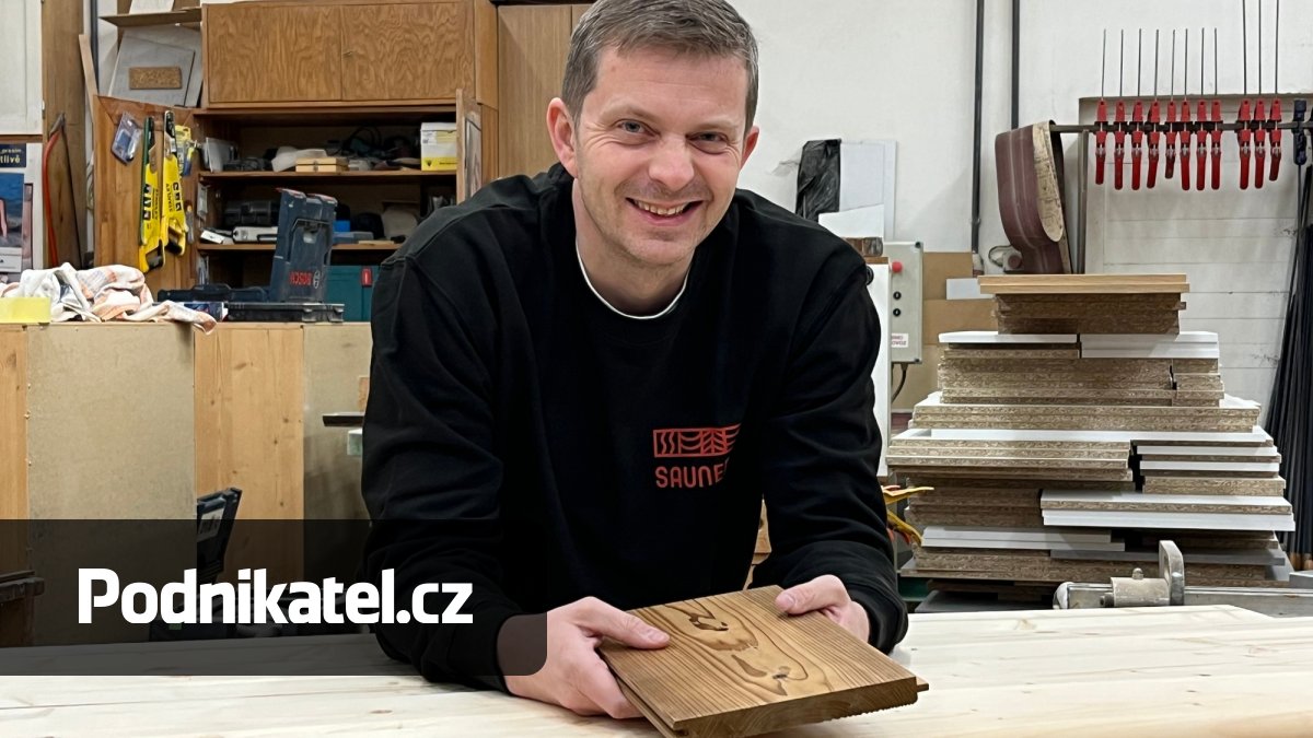 Truhlářské řemeslo zdědil, ale směr si určil sám. A postavil ho na saunování
