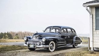 Náhledový obrázek - Retro: Vyzkoušeli jsme, jak se řídí Buick Series 40 Sedan (1947)