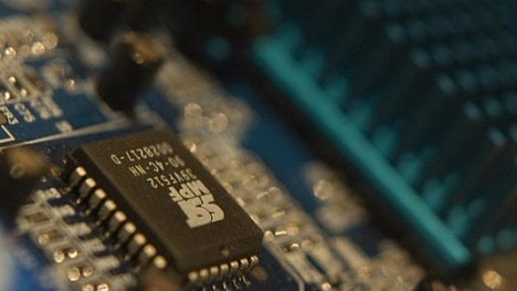 Náhledový obrázek - Samsung investuje do výroby čipů v USA více než miliardu dolarů