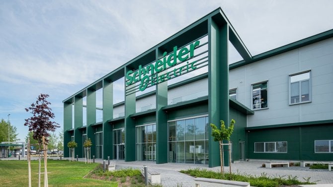 Továrna Schneider Electric