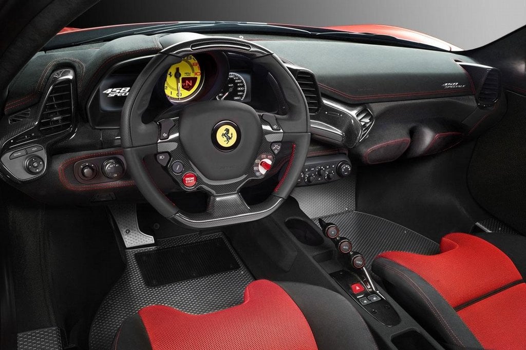 2015-04-ferrari-458-speciale-4.jpg