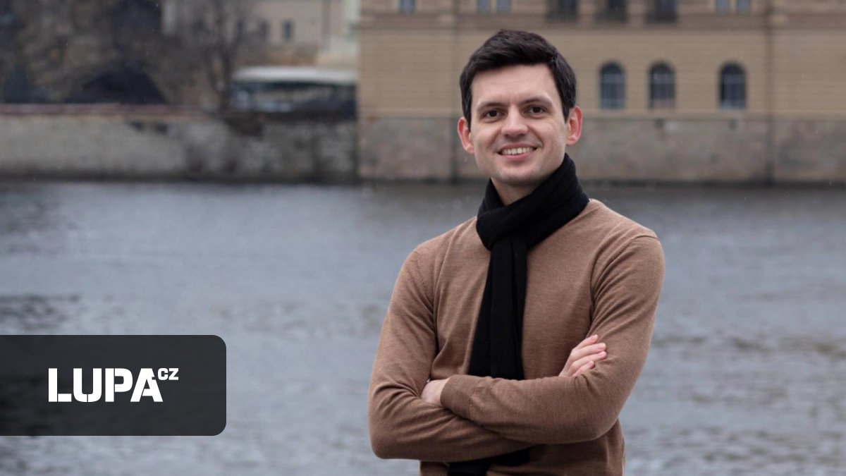 Populární česká aplikace je pod palbou pirátů na App Storu. Nic neuděláme, běžte za právníky, vzkazuje Apple
