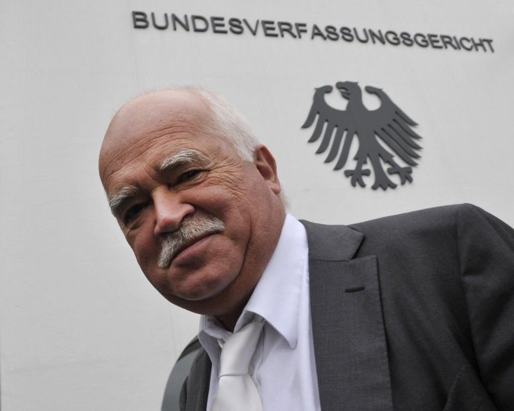 2015-12-zc3a1chrannc3bd-fond-esm-u-nc49bmeckc3a9ho-c3bastavnc3ad