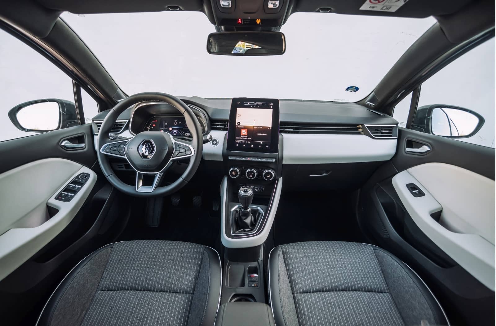 2020-01-RenaultClio031.jpg