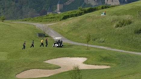 Náhledový obrázek - Je golf v Česku drahý? Ano, je