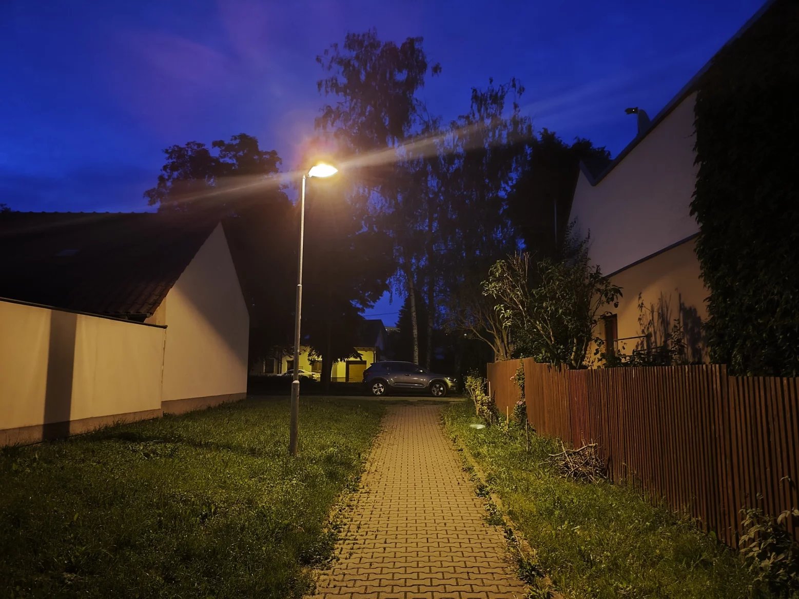 Hlavní 50Mpx fotoaparát