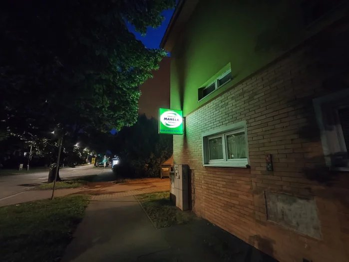 Ultraširokoúhlý 8Mpx fotoaparát