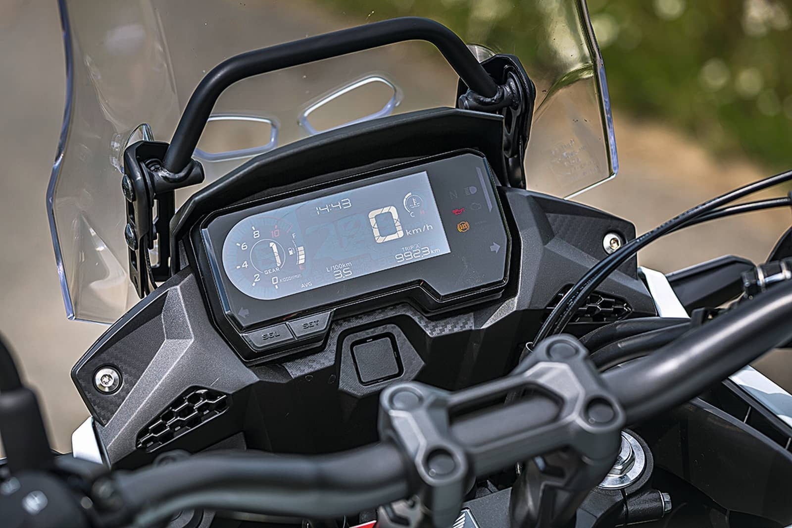 2020-08-aDMB2019_HondaCB500X-0409.jpg