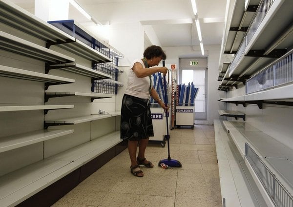 2011-05-konec-schlecker-v-nc49bmecku-nabc3adzc3ad-zboc5bec3ad-tc