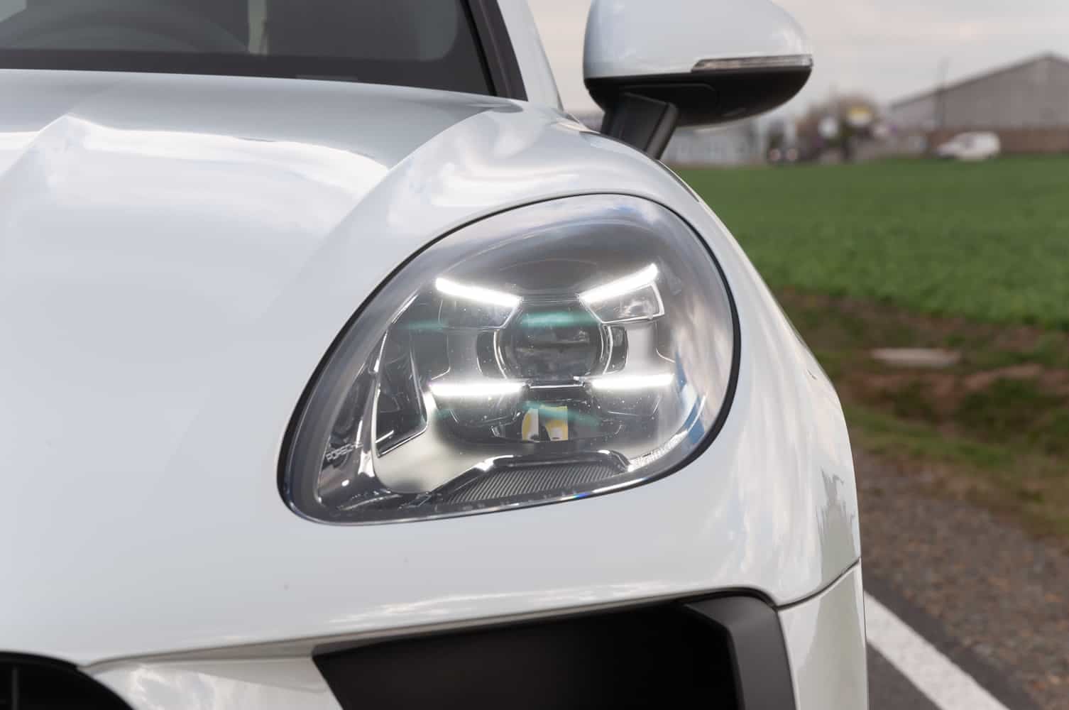 2019-04-Porsche-Macan-74.jpg