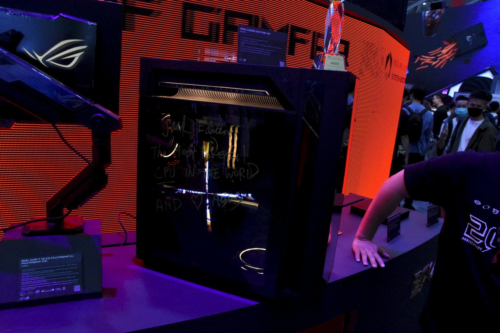 Hardware Asus řady ROG Edition 20 na Computexu 2026