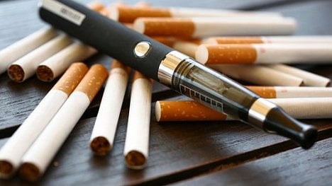 Náhledový obrázek - Náhlá smrt elektronických cigaret. Silná lobby zápasí o trh s odvykáním