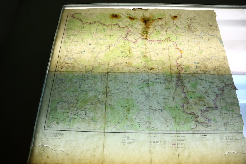 Kancelář firmy Offroadsafari vzniká v bývalém válečném krytu.