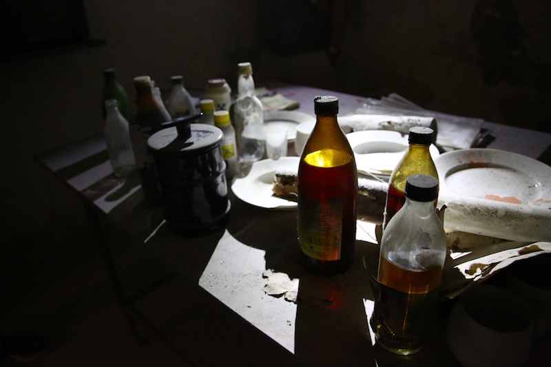 Kancelář firmy Offroadsafari vzniká v bývalém válečném krytu.