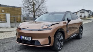 Náhledový obrázek - Test: Lynk & Co 08 More nabízí za cenu Kodiaqu luxus, komfort a dojezd přes 1000 km