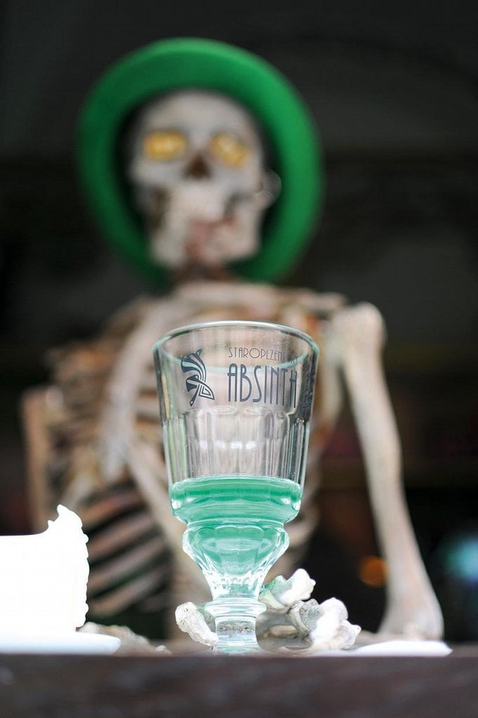 2010-03-absintherie.jpg