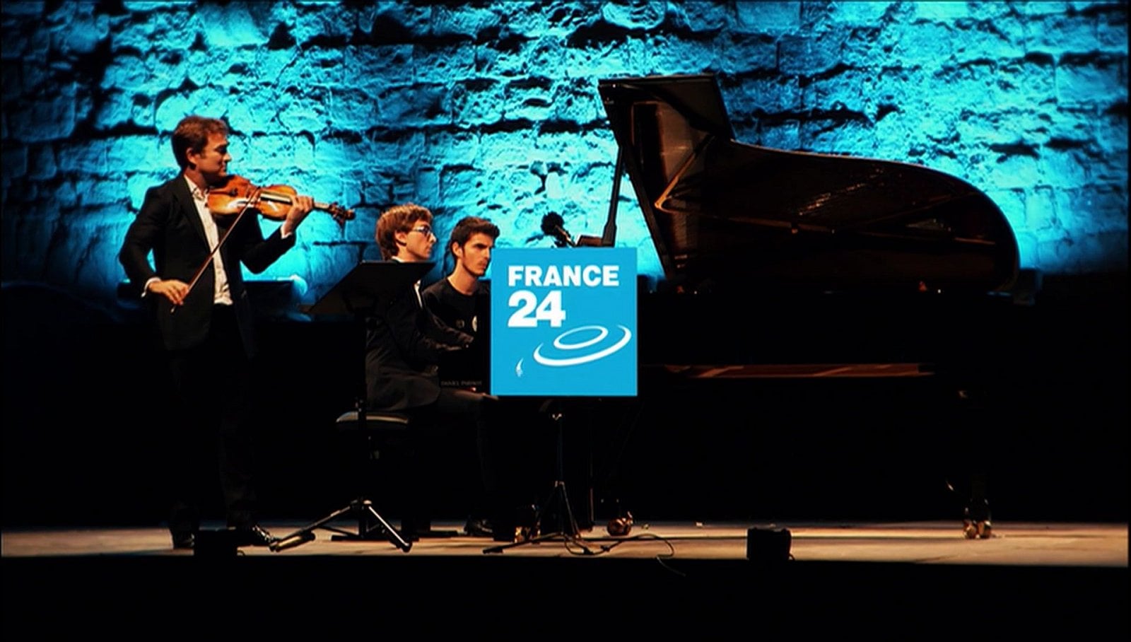 Nové hvězdy na satelitním nebi 22.-25. srpna