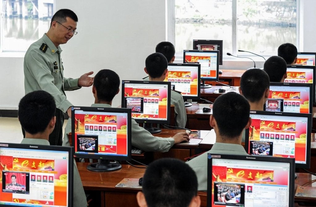 2017-02-rudc3a9-legitky-pc49bticc3adpc3a9-hvc49bzdy-a-tisc3adce-