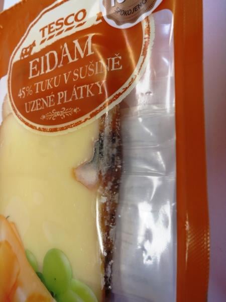 Nebezpečné mléčné výrobky zjistila SZPI v 38 případech, kdy narazila na viditelně plesnivé potraviny