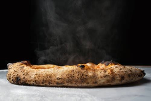 Pizza z pece