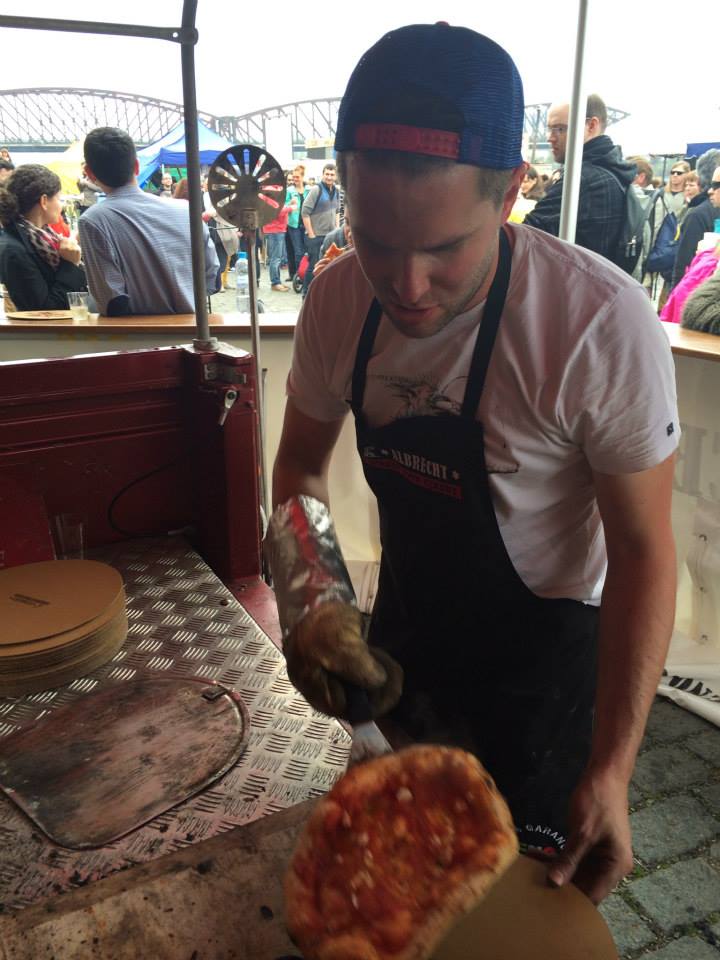 Pizza z pece