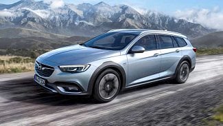 Náhledový obrázek - Nový Opel Insignia se ukázal také jako Country Tourer. Premiéra proběhne až ve Frankfurtu