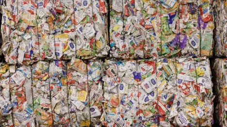 Náhledový obrázek - Cirkulární ekonomika v praxi: Nejmodernější evropské centrum na recyklaci nápojových kartonů se nachází hned za rohem